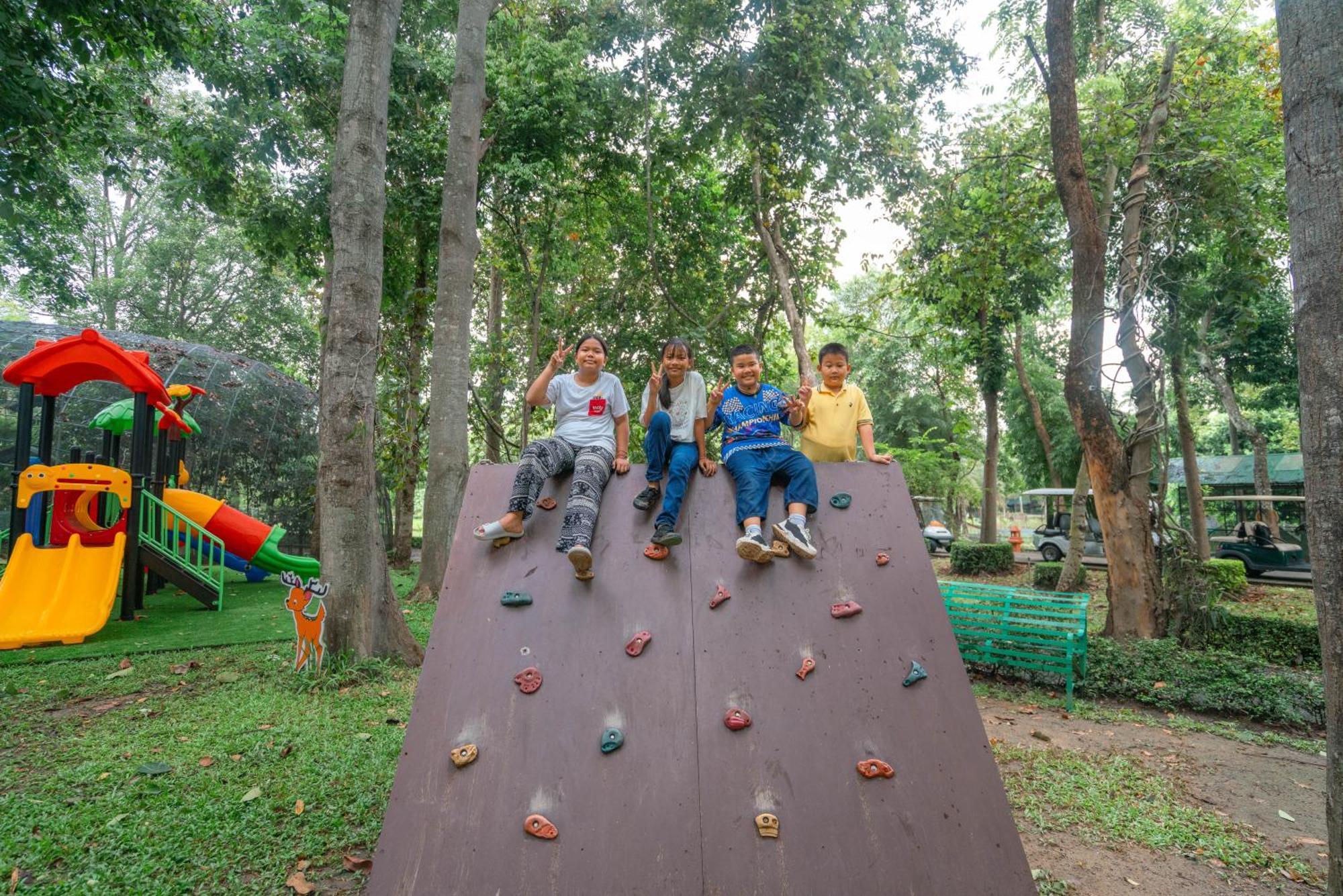 Horizon Village & Resort Doi Saket Buitenkant foto
