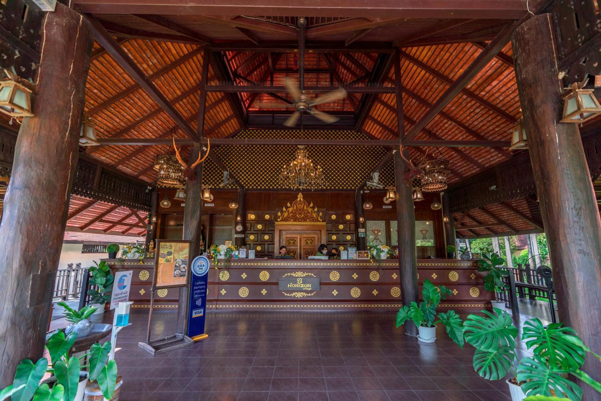Horizon Village & Resort Doi Saket Buitenkant foto